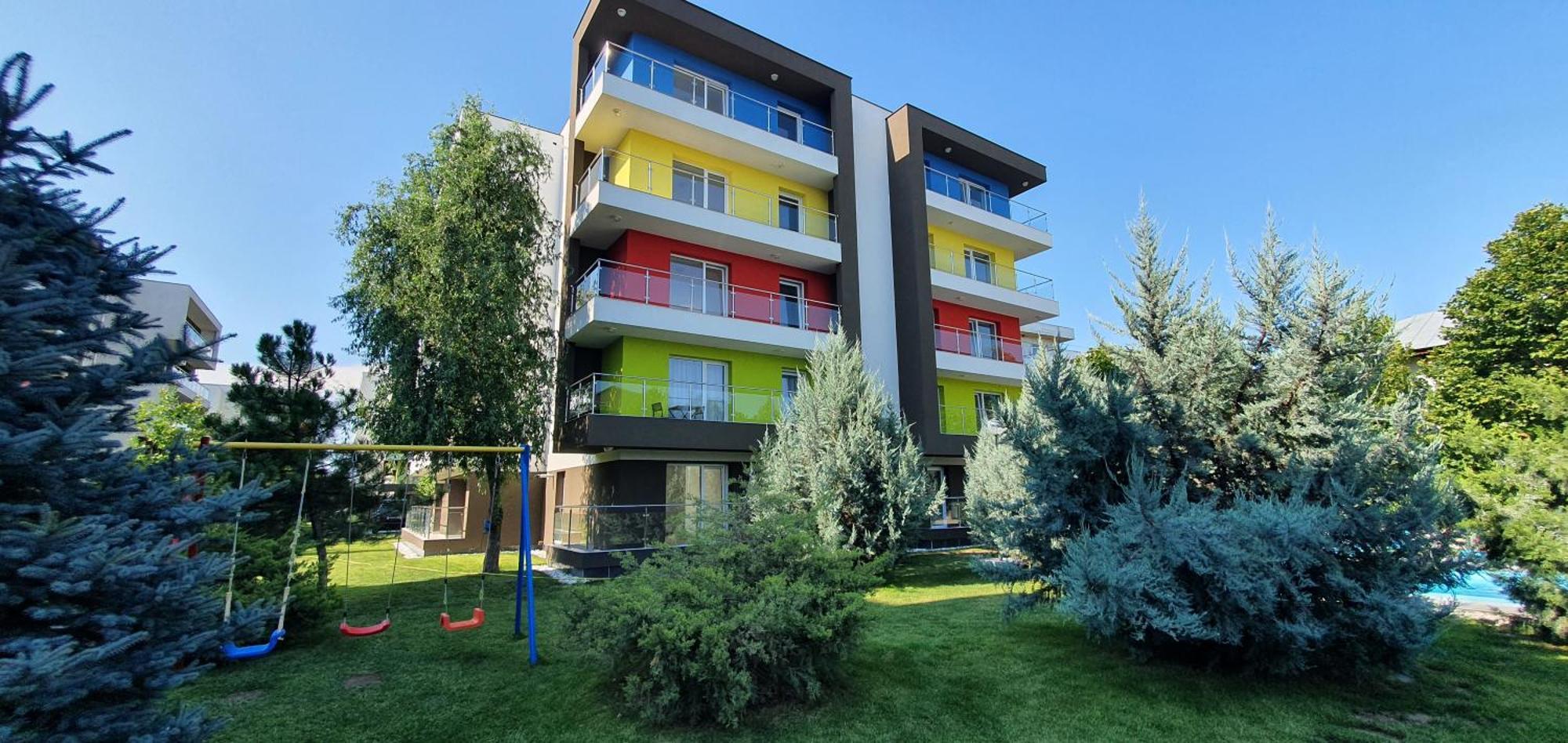 Airport Residence 3 Отопени Экстерьер фото