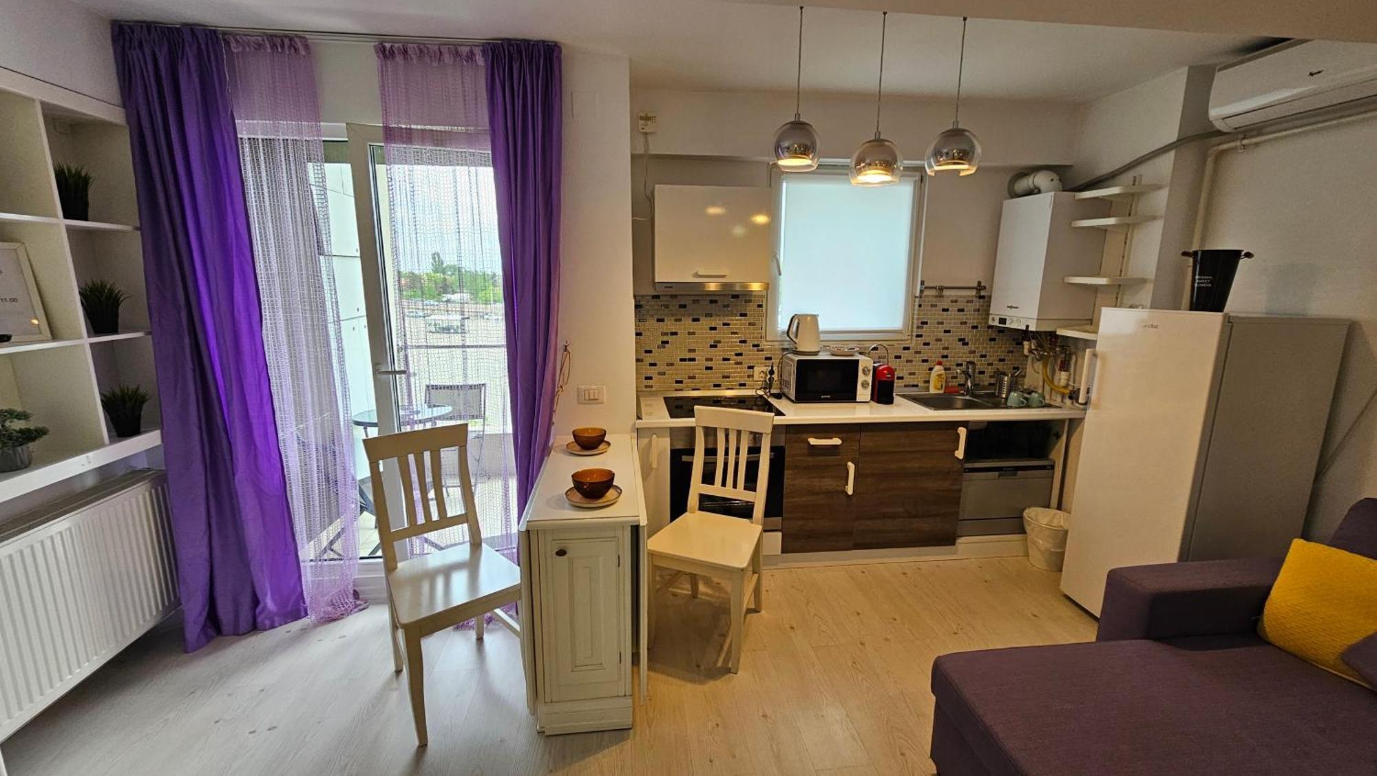 Airport Residence 3 Отопени Экстерьер фото