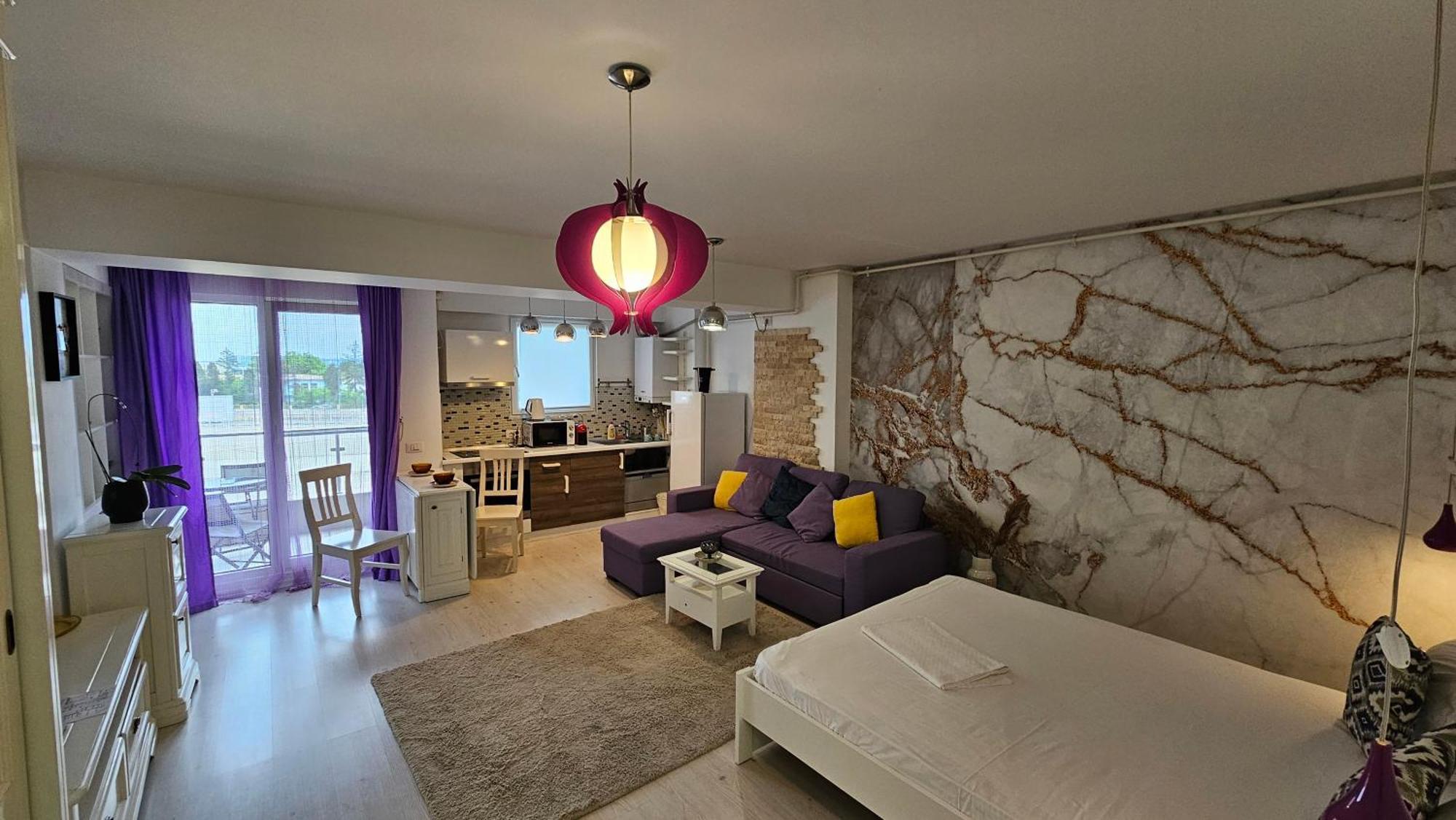 Airport Residence 3 Отопени Экстерьер фото